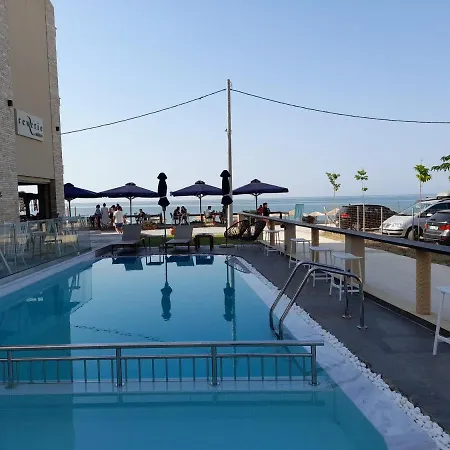 شقة فندقية Konstantinos 1 2*